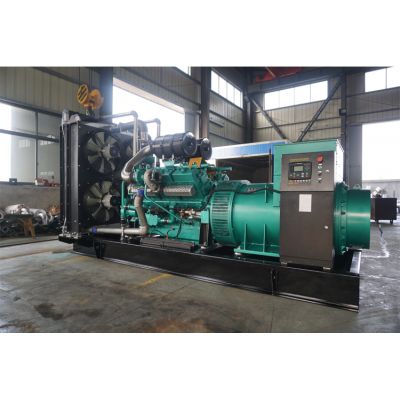 850kw南通股份柴油發電機組-南通股份12缸柴油機TCR800柴油發電機組,缸徑/行程：138/158mm,柴油發電機組水冷發動機功率880KW,柴油發電機組配套馬拉松斯坦福發電機。廠價直銷歡迎選購：13773399855。