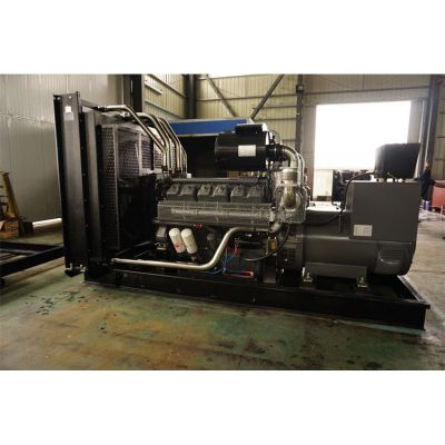 600kw無錫動力柴油發電機組-無錫動力12缸柴油機WD287TAD58柴油發電機組,缸徑/行程：138/160mm,柴油發電機組水冷發動機功率638KW,柴油發電機組配套馬拉松斯坦福發電機。廠價直銷歡迎選購：13773399855。