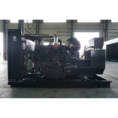 200kw上柴動(dòng)力柴油發(fā)電機(jī)組-上柴股份6缸柴油機(jī)6DTAA8.9-G31柴油發(fā)電機(jī)組,缸徑/行程：114/144mm,柴油發(fā)電機(jī)組水冷發(fā)動(dòng)機(jī)功率204KW,柴油發(fā)電機(jī)組配套馬拉松斯坦福發(fā)電機(jī)。廠價(jià)直銷(xiāo)歡迎選購(gòu)：13773399855。