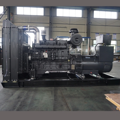 500kw上柴動(dòng)力柴油發(fā)電機(jī)組-上動(dòng)力6缸柴油機(jī)6KTAA25-G35柴油發(fā)電機(jī)組,缸徑/行程：170/185mm,柴油發(fā)電機(jī)組水冷發(fā)動(dòng)機(jī)功率572KW,柴油發(fā)電機(jī)組配套馬拉松斯坦福發(fā)電機(jī)。廠價(jià)直銷(xiāo)歡迎選購(gòu)：13773399855。