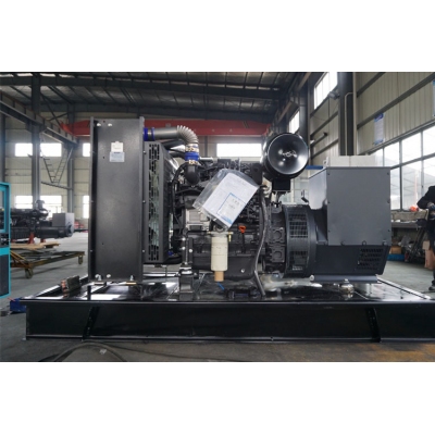 75kw上柴動力柴油發電機組-上柴股份4缸柴油機4HTAA4.3-G34柴油發電機組,缸徑/行程：105/124mm,柴油發電機組水冷發動機功率105KW,柴油發電機組配套馬拉松斯坦福發電機。廠價直銷歡迎選購：13773399855。